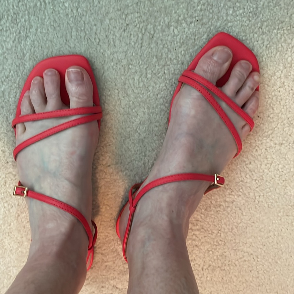 Ann Taylor real leather strappy  sandals - Picture 8 of 10